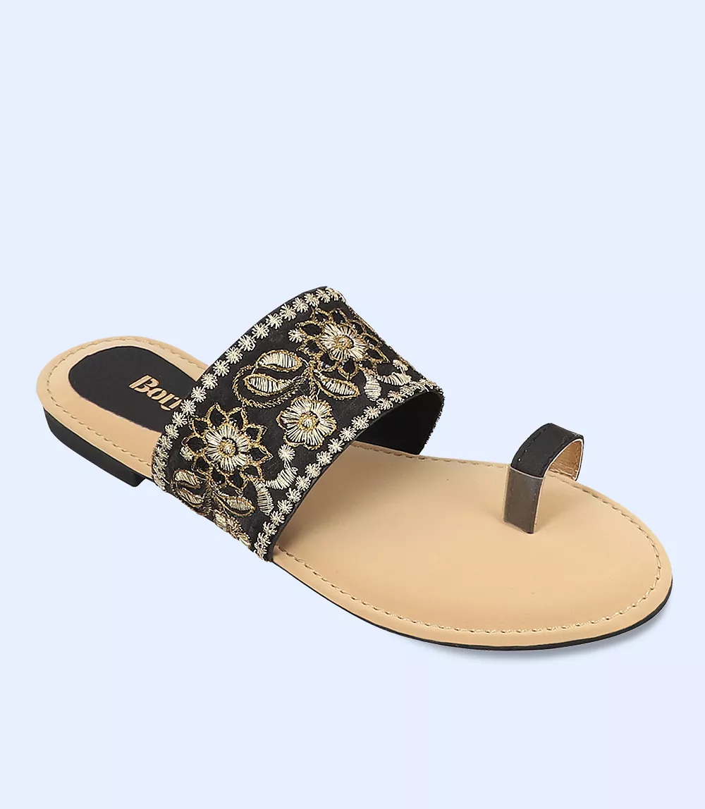 BW7506-BLACK-Women Casual Chappal