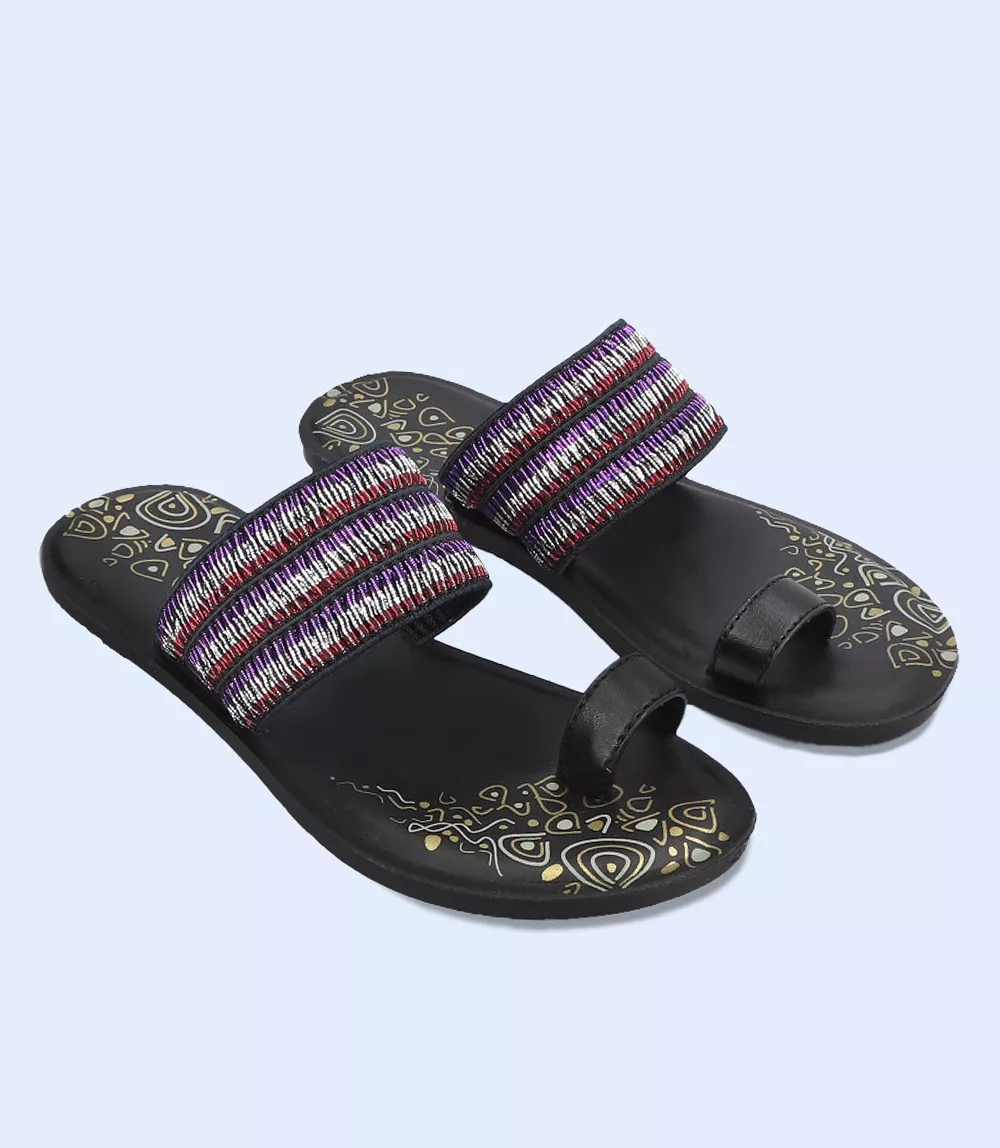 BW9377-BLACK-Women Casual Chappal