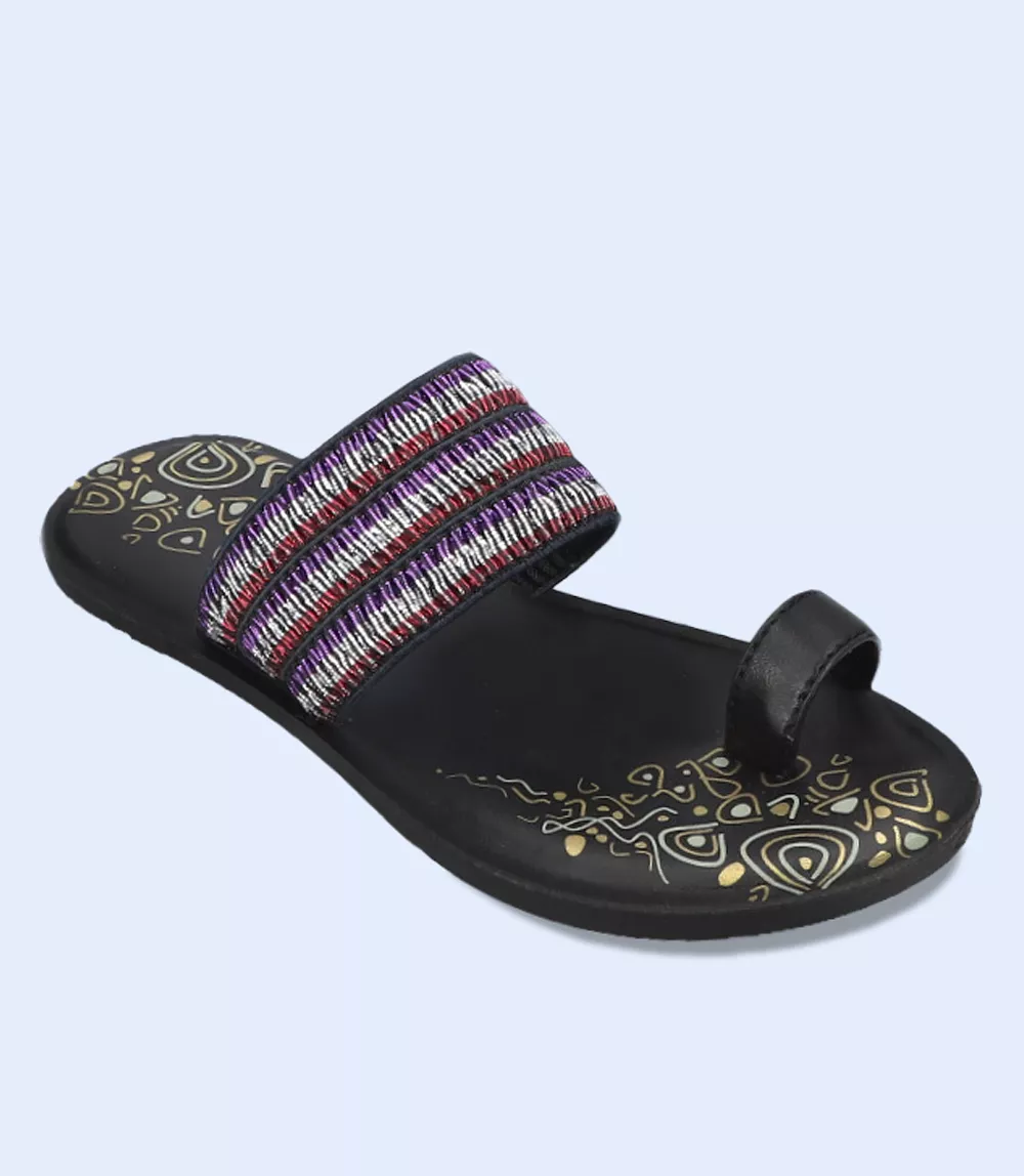 BW9377-BLACK-Women Casual Chappal