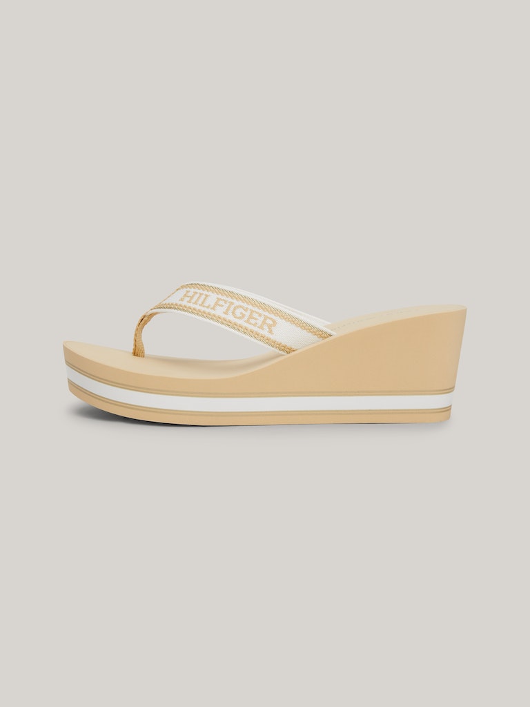 TOMMY HILFIGER High Wedge Flip Flop Harvest Wheat