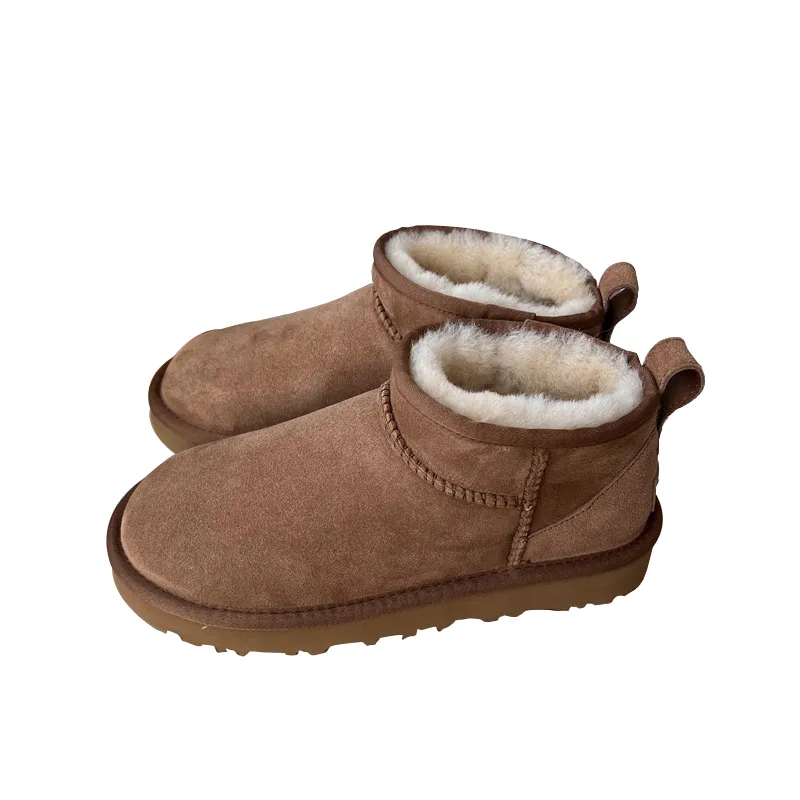 Women’s Classic Mini II Winter Boot  Chestnut 