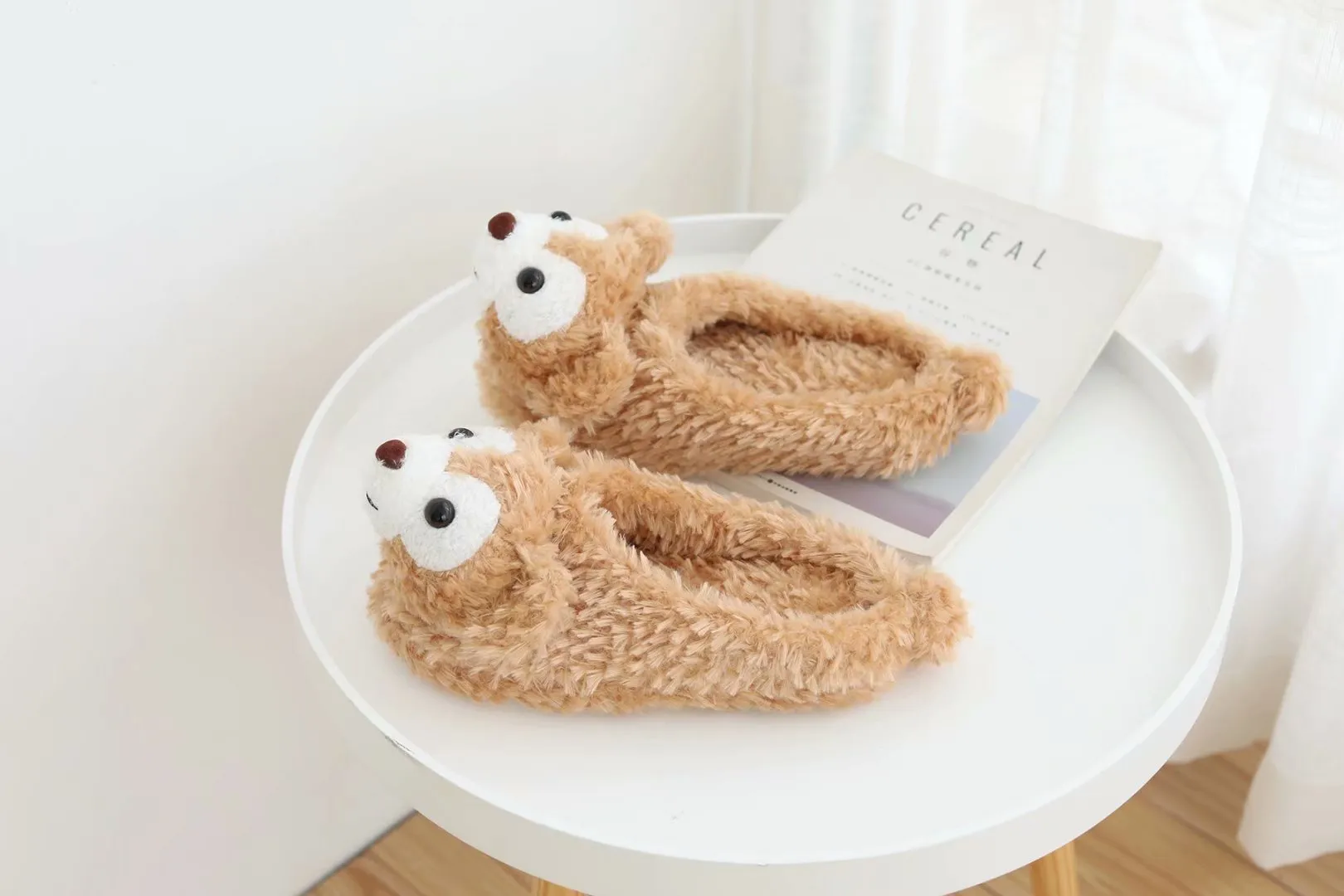 Women's Cute Heart Shape Cartoon Winter Plush Cotton Indoor House Slippers