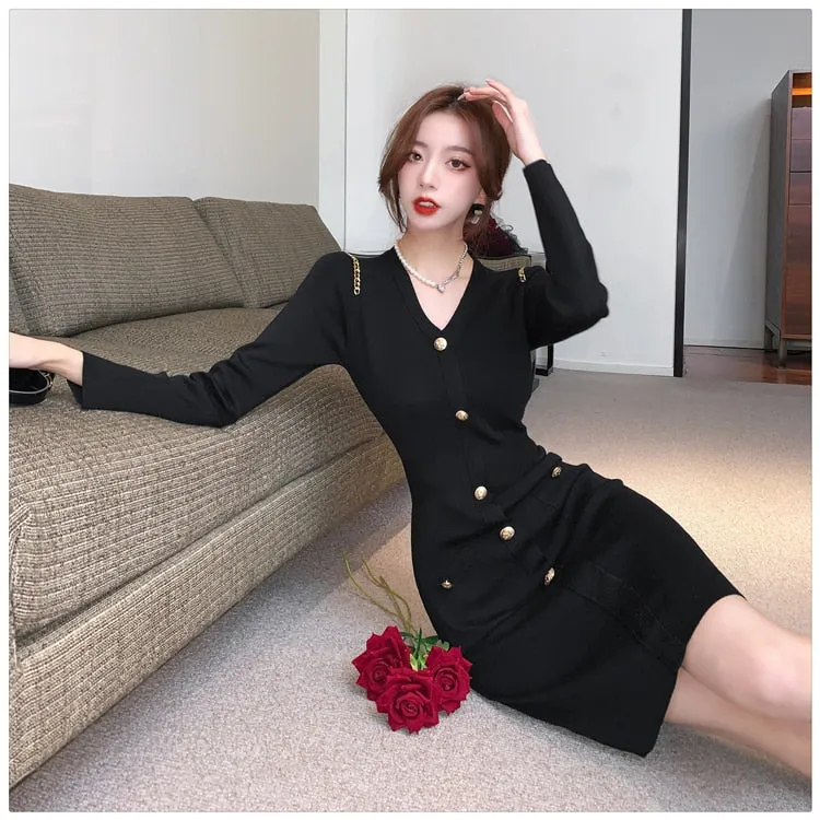 Women's Winter Vintage Style V-Neck Knee-Length Button Bodycon Dress