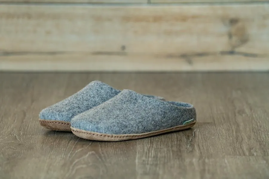 Women's Wool Slippers with All Natural Sole & Low Back in Gray